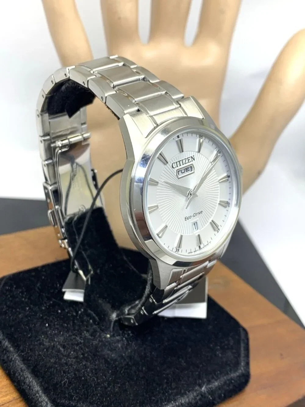 Citizen Men's Watch AW0100-51A Eco-Drive Silver Dial Day Date Steel 40mm